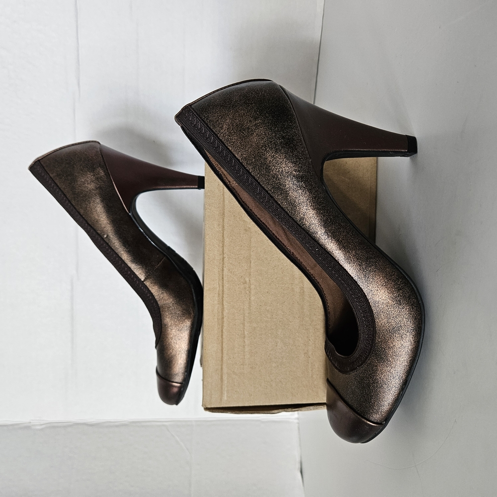 Dexflex By Dexter Size 9 Metalic Heels,